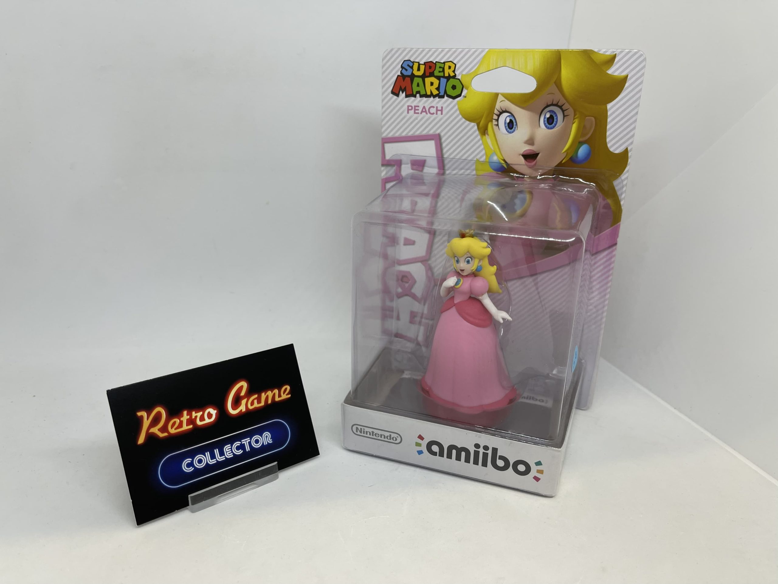 Amiibo Peach – Retro Game Collector