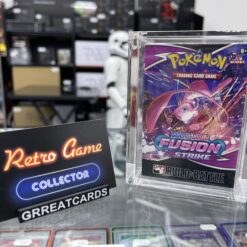 Pokemon TCG : Fusion Strike Build & Battle Box INCL AQRIL CASE !